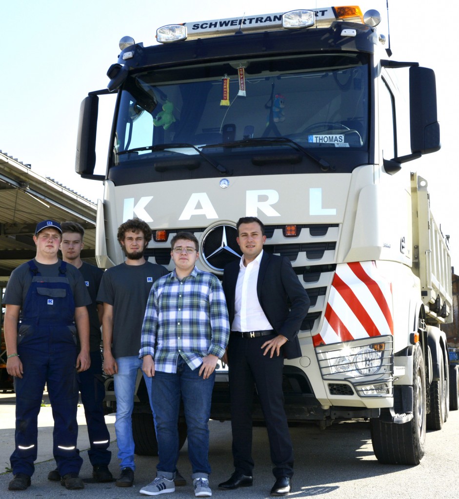 v.l. Marcel Janda, Mario Raml, Jonas Roth, Lukas Nopper und André Karl, Geschäftsleitung der KARL-Gruppe.